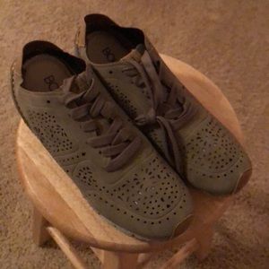 Boutique tennis shoes